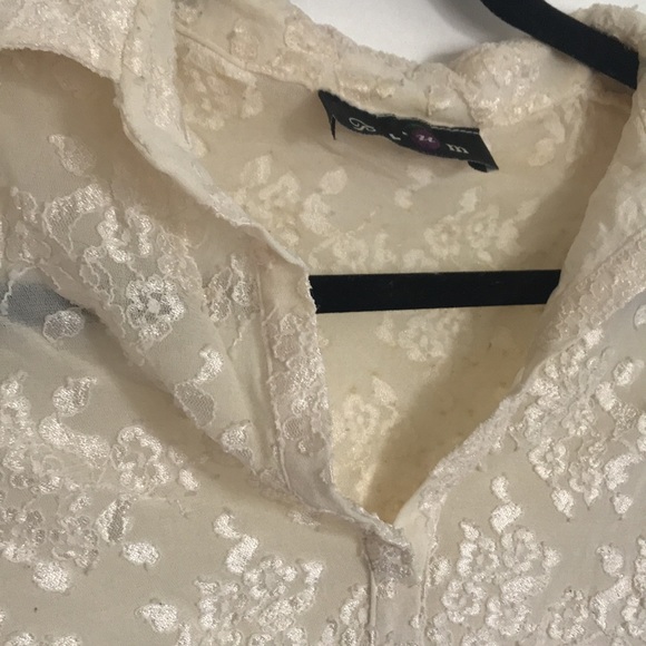 Lace Blouse - Picture 2 of 4